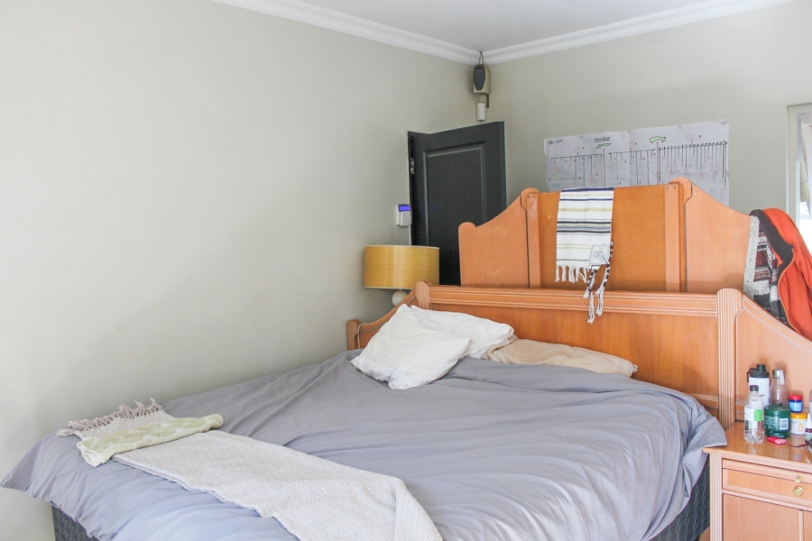 9 Bedroom Property for Sale in Waterkloof Glen Gauteng