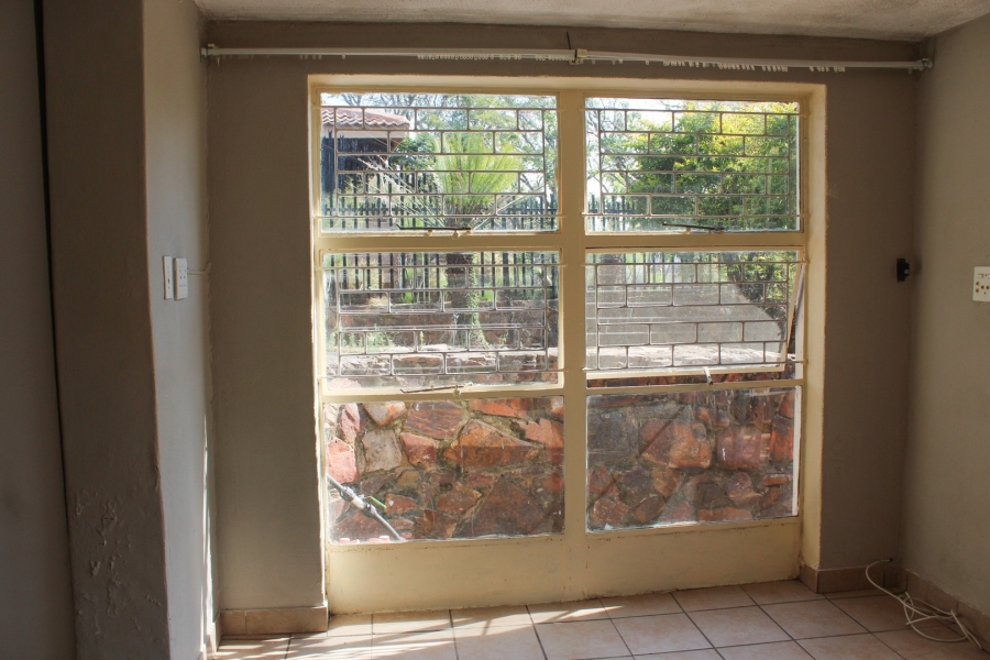 9 Bedroom Property for Sale in Waterkloof Glen Gauteng
