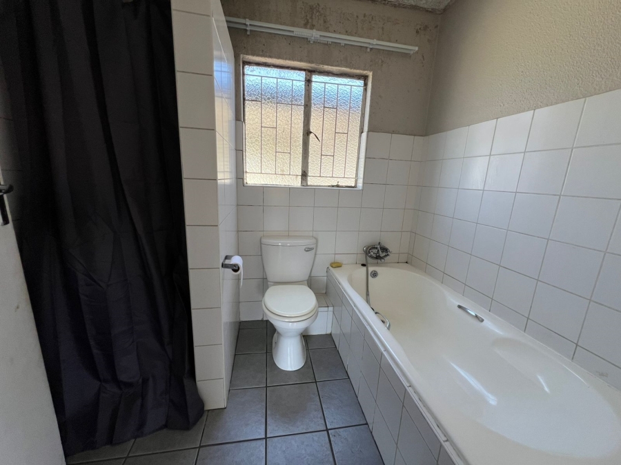 To Let 2 Bedroom Property for Rent in Meyersdal Gauteng