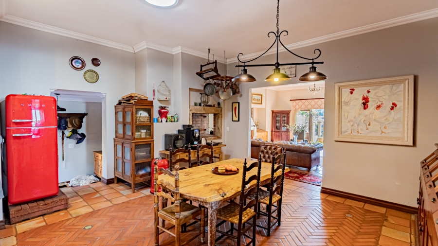 7 Bedroom Property for Sale in Waterkloof Ridge Gauteng