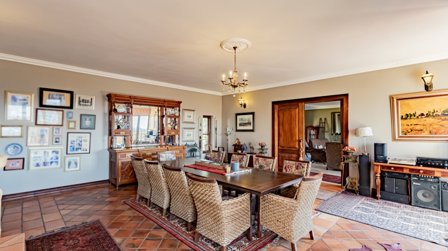7 Bedroom Property for Sale in Waterkloof Ridge Gauteng