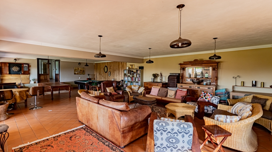 7 Bedroom Property for Sale in Waterkloof Ridge Gauteng