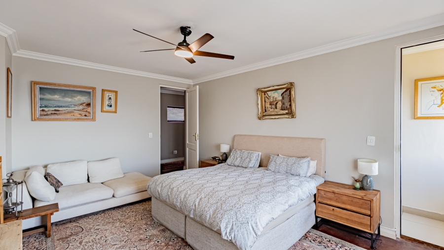 7 Bedroom Property for Sale in Waterkloof Ridge Gauteng