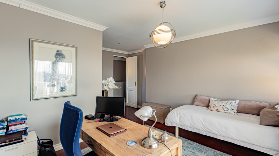 7 Bedroom Property for Sale in Waterkloof Ridge Gauteng