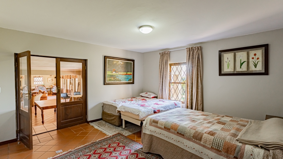 7 Bedroom Property for Sale in Waterkloof Ridge Gauteng