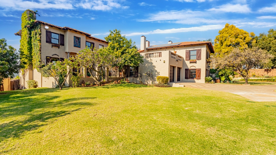 7 Bedroom Property for Sale in Waterkloof Ridge Gauteng
