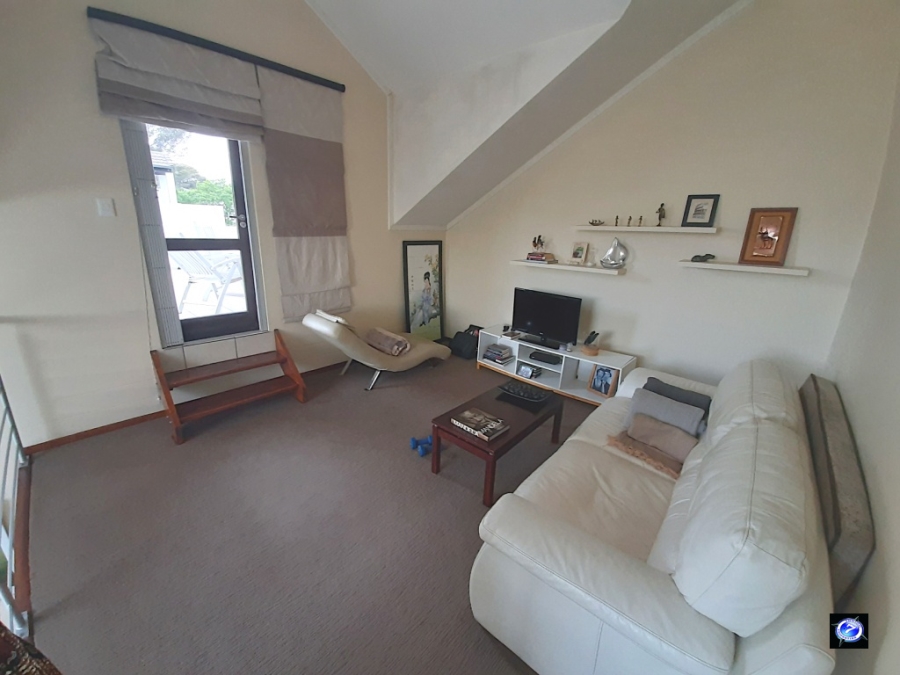 To Let 3 Bedroom Property for Rent in Douglasdale Gauteng