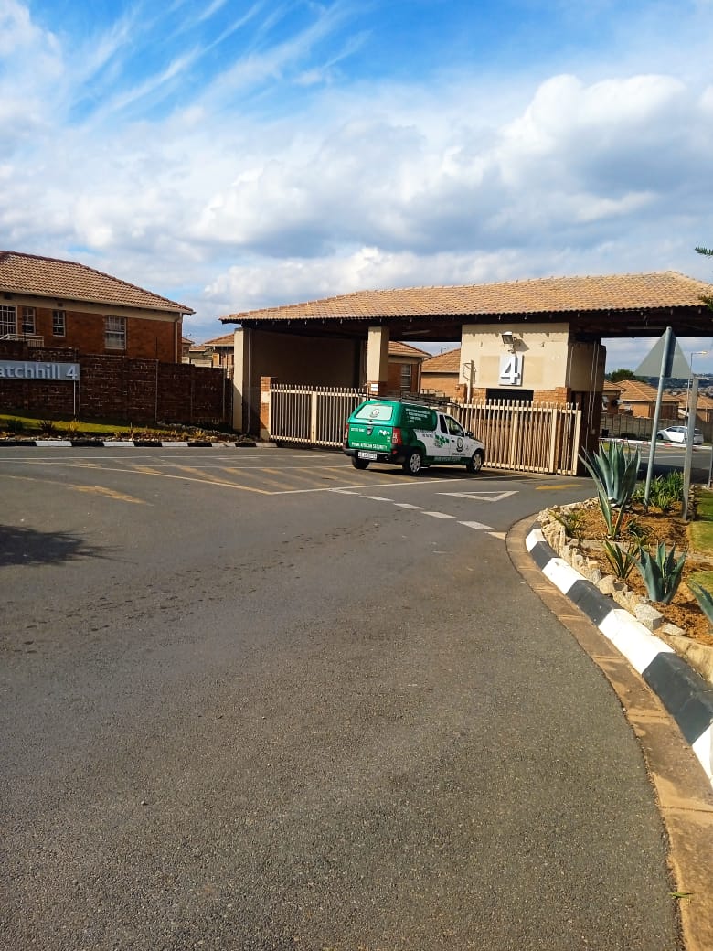 2 Bedroom Property for Sale in Thatch Hill Estate Gauteng