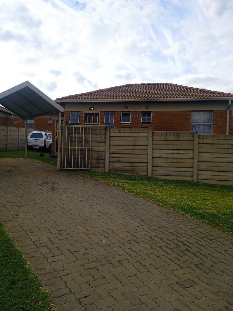 2 Bedroom Property for Sale in Thatch Hill Estate Gauteng