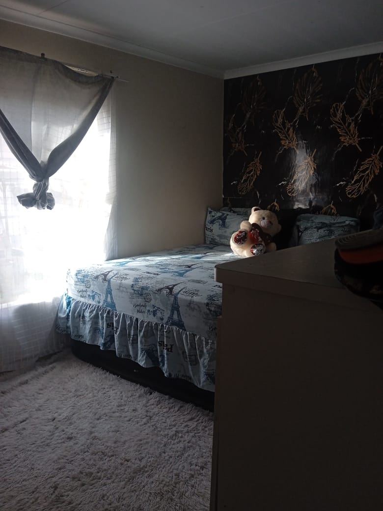 2 Bedroom Property for Sale in Thatch Hill Estate Gauteng