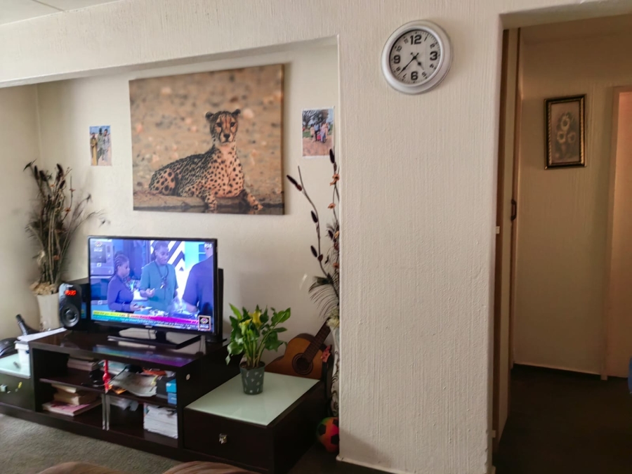 To Let 2 Bedroom Property for Rent in Sunninghill Gauteng