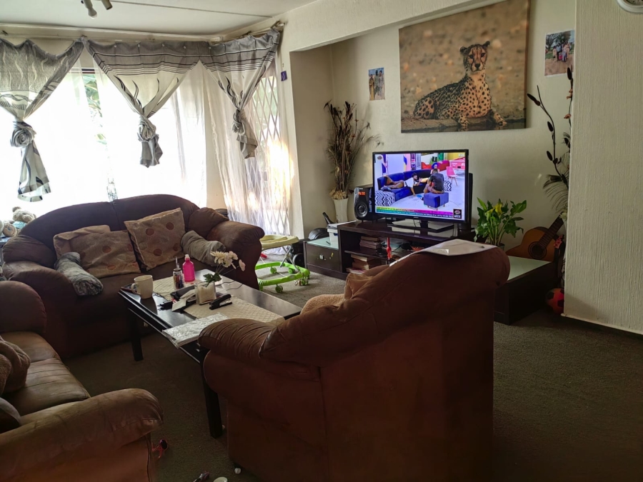 To Let 2 Bedroom Property for Rent in Sunninghill Gauteng
