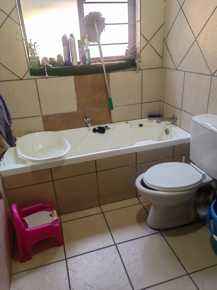 To Let 2 Bedroom Property for Rent in Sunninghill Gauteng