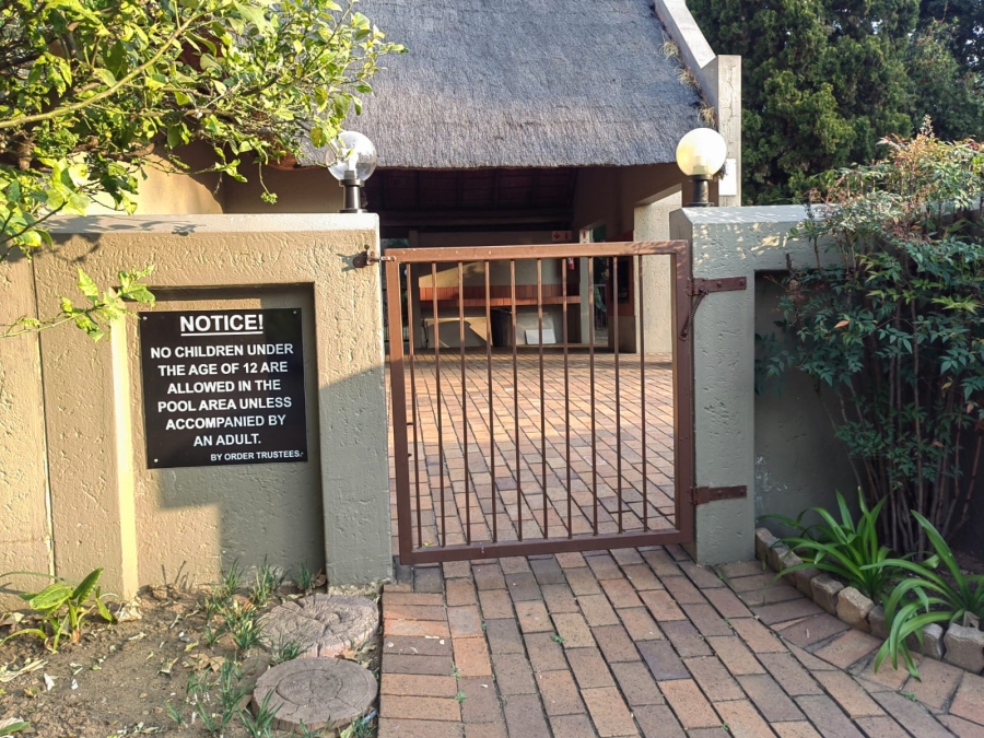 To Let 2 Bedroom Property for Rent in Sunninghill Gauteng