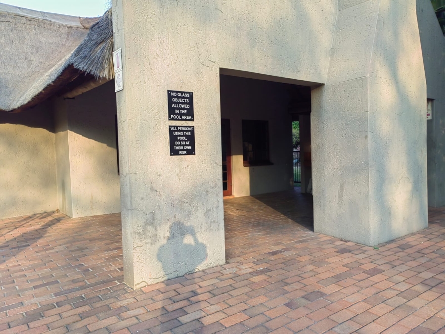 To Let 2 Bedroom Property for Rent in Sunninghill Gauteng