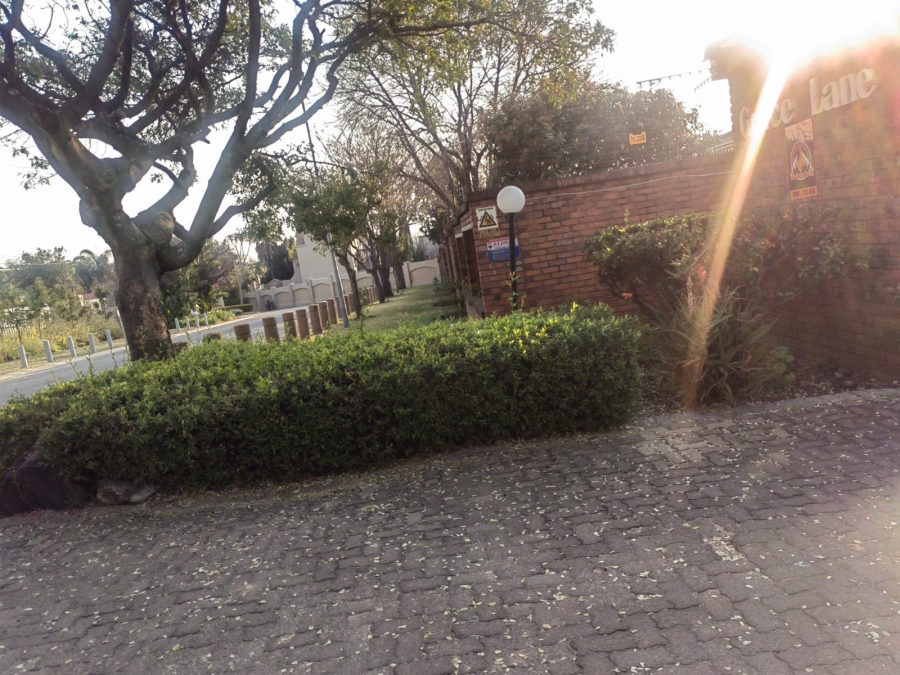 To Let 2 Bedroom Property for Rent in Sunninghill Gauteng