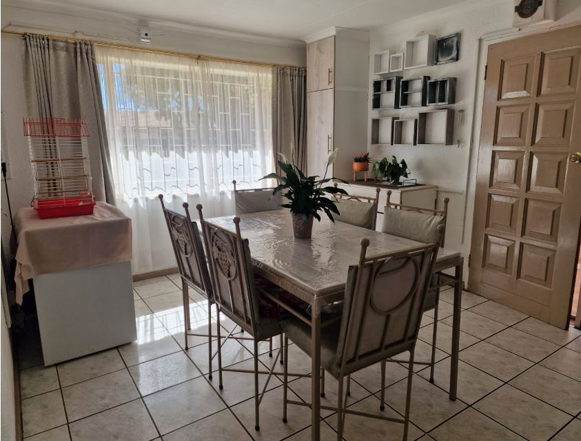 3 Bedroom Property for Sale in Finsbury Gauteng