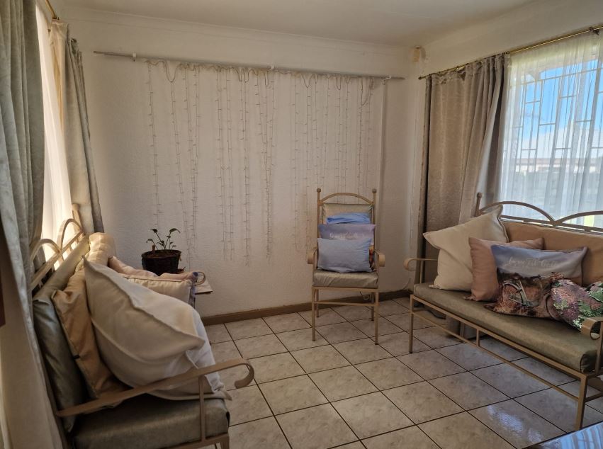 3 Bedroom Property for Sale in Finsbury Gauteng
