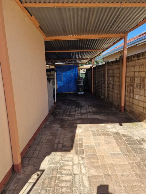 3 Bedroom Property for Sale in Finsbury Gauteng