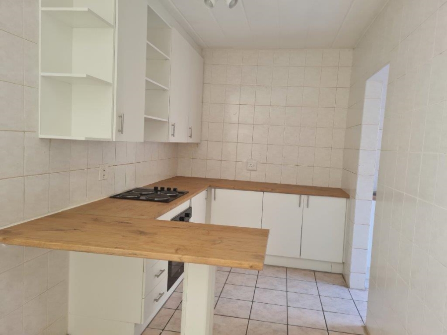 3 Bedroom Property for Sale in Roodekrans Gauteng