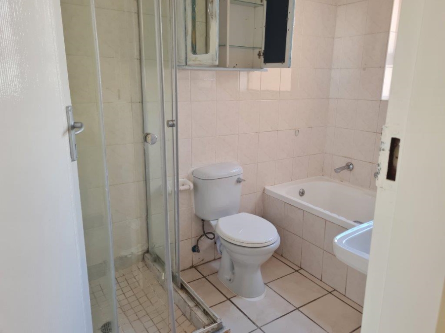 3 Bedroom Property for Sale in Roodekrans Gauteng
