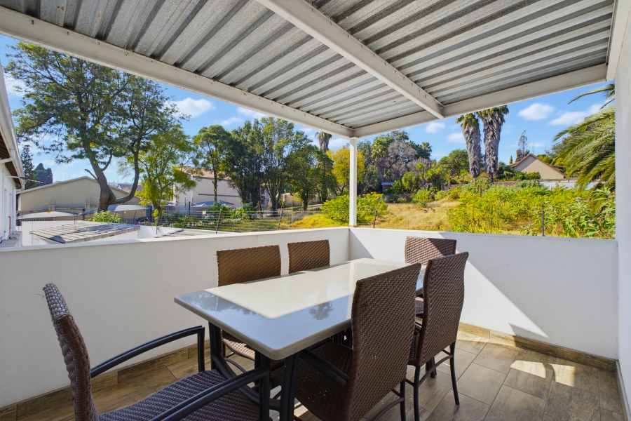 To Let Commercial Property for Rent in Bedfordview Gauteng