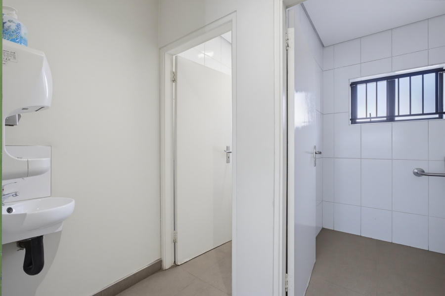 To Let Commercial Property for Rent in Bedfordview Gauteng