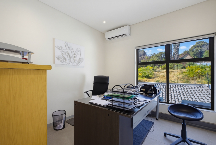 To Let Commercial Property for Rent in Bedfordview Gauteng