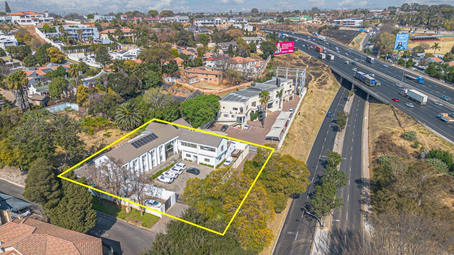 To Let Commercial Property for Rent in Bedfordview Gauteng