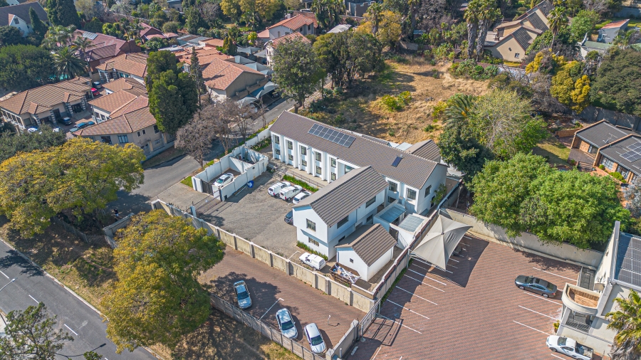 To Let Commercial Property for Rent in Bedfordview Gauteng