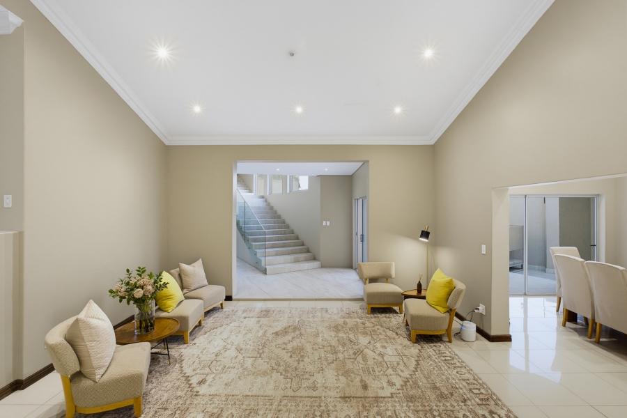 To Let 4 Bedroom Property for Rent in Bedfordview Gauteng