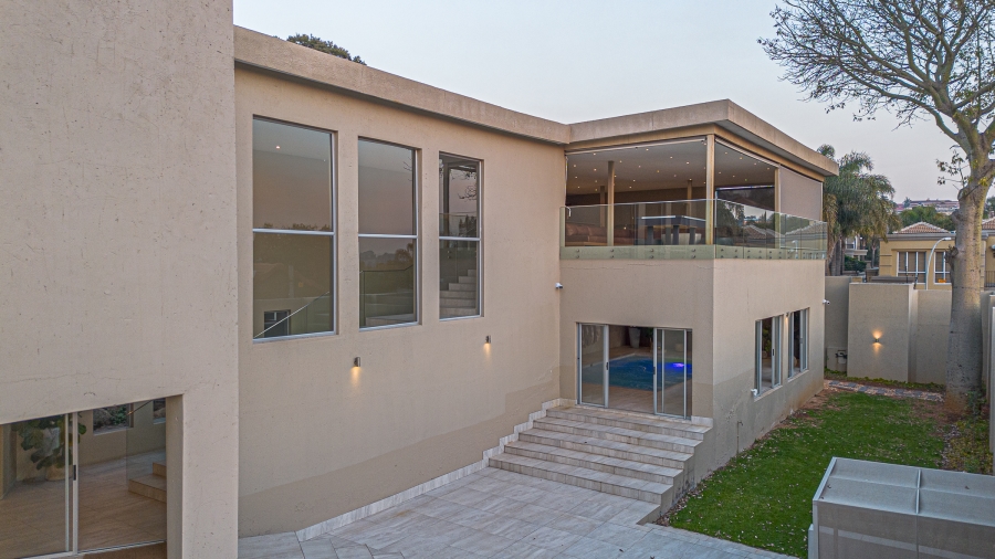 To Let 4 Bedroom Property for Rent in Bedfordview Gauteng