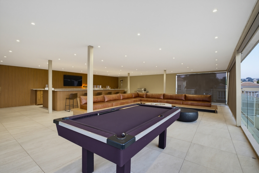 To Let 4 Bedroom Property for Rent in Bedfordview Gauteng