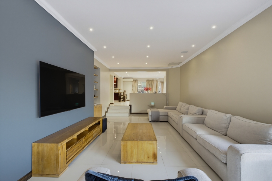 To Let 4 Bedroom Property for Rent in Bedfordview Gauteng