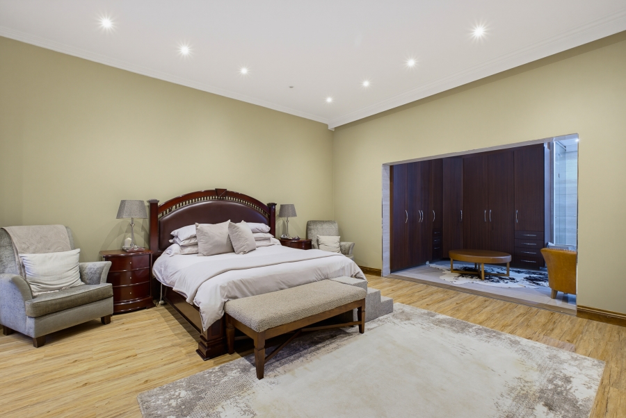 To Let 4 Bedroom Property for Rent in Bedfordview Gauteng