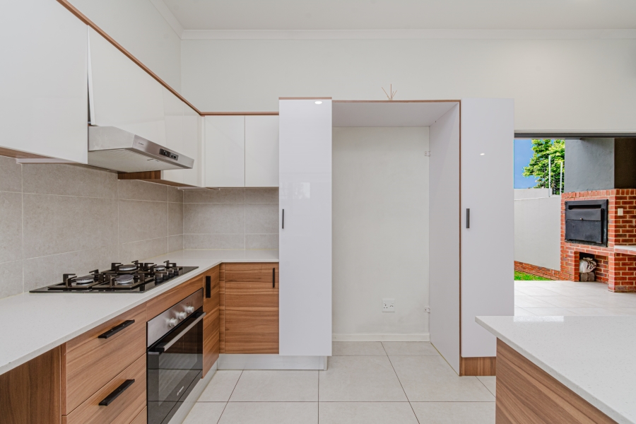 To Let 3 Bedroom Property for Rent in Sunninghill Gauteng