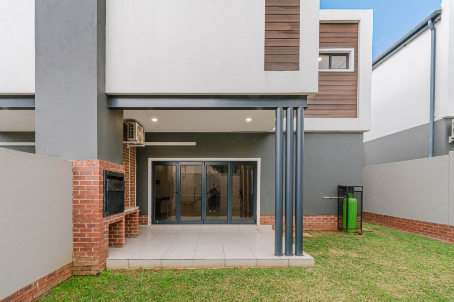 To Let 3 Bedroom Property for Rent in Sunninghill Gauteng