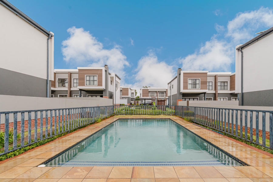 To Let 3 Bedroom Property for Rent in Sunninghill Gauteng