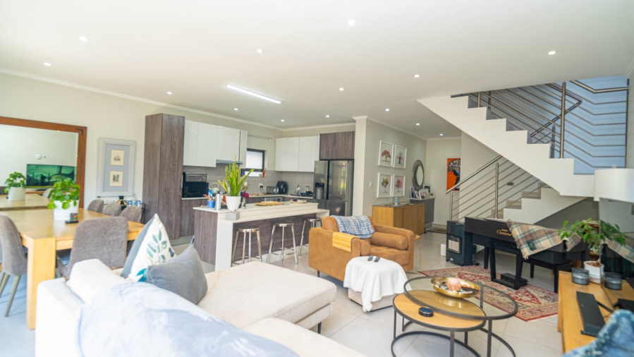 To Let 3 Bedroom Property for Rent in Bryanston Gauteng