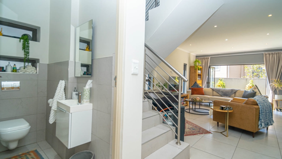 To Let 3 Bedroom Property for Rent in Bryanston Gauteng