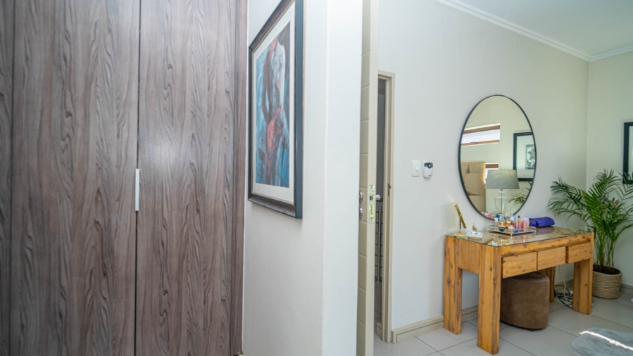 To Let 3 Bedroom Property for Rent in Bryanston Gauteng