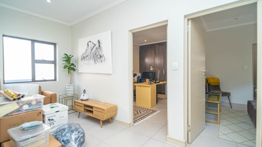 To Let 3 Bedroom Property for Rent in Bryanston Gauteng