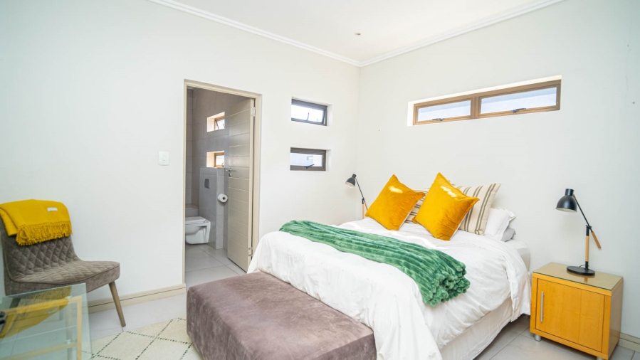 To Let 3 Bedroom Property for Rent in Bryanston Gauteng