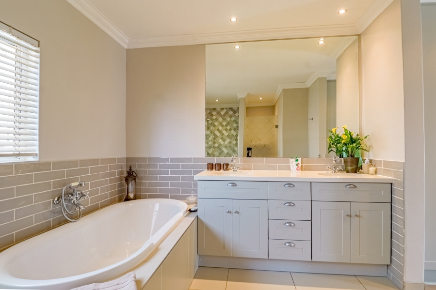 3 Bedroom Property for Sale in The Meadows Gauteng