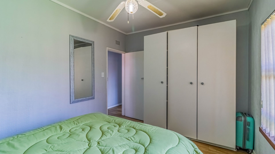 6 Bedroom Property for Sale in Robin Hills Gauteng