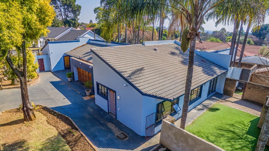 6 Bedroom Property for Sale in Robin Hills Gauteng
