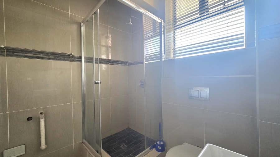 Commercial Property for Sale in Eldoraigne Gauteng