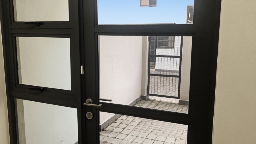1 Bedroom Property for Sale in Rivonia Gauteng