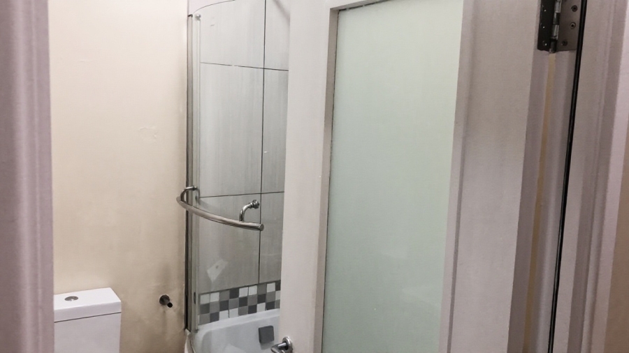 1 Bedroom Property for Sale in Rivonia Gauteng