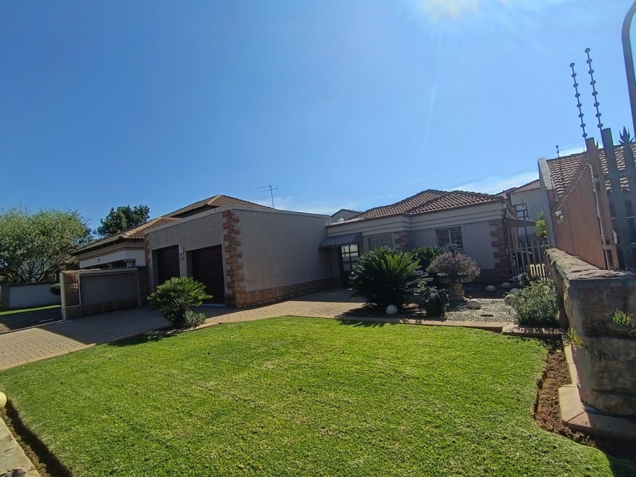 3 Bedroom Property for Sale in Clearwater Estate Gauteng